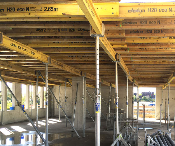 Gewerbebau 12